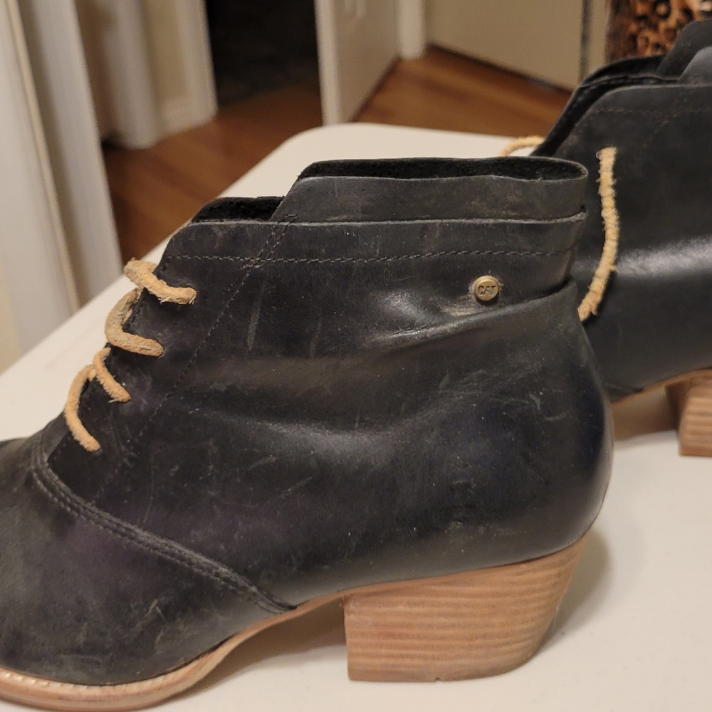 Womens Short Boot, Black Leather